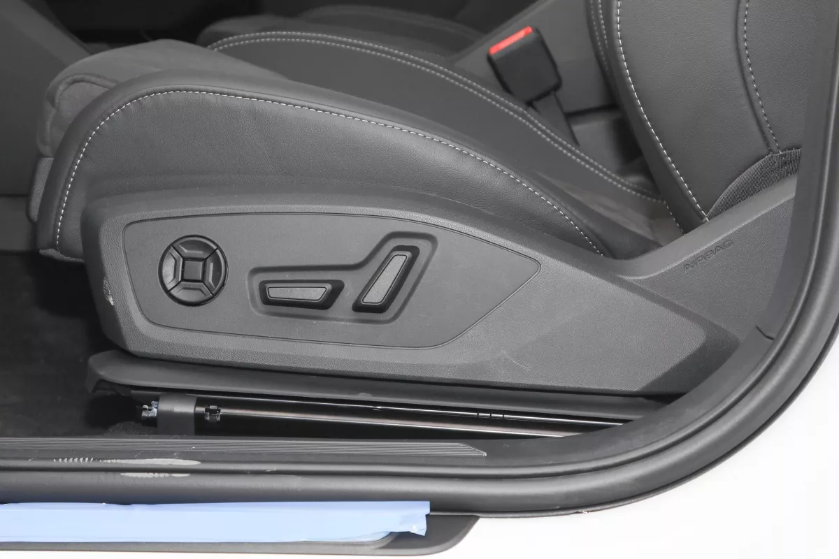 AUDI Q4 e-tron—62