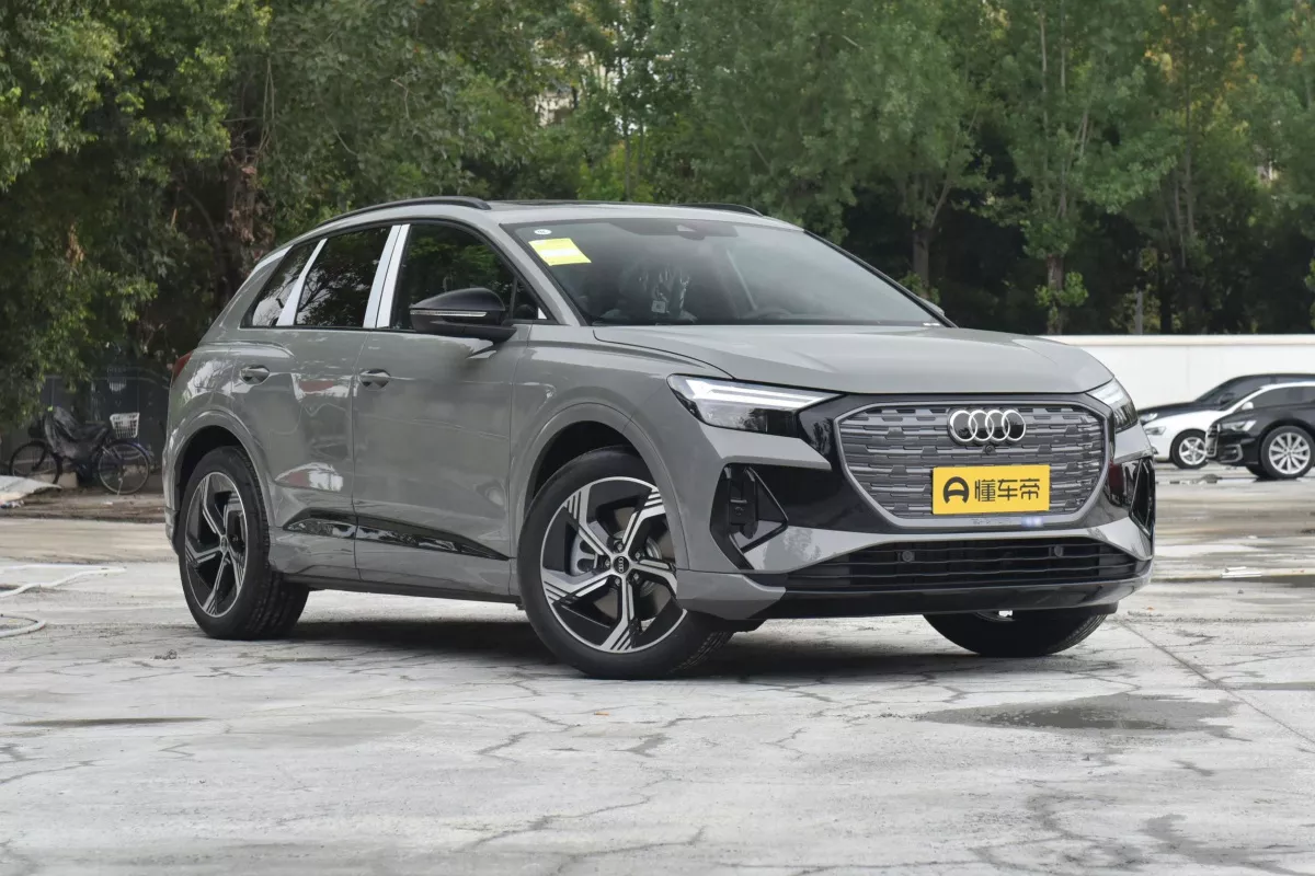 AUDI Q4 e-tron—23