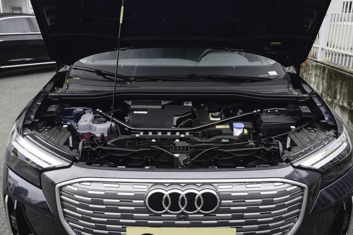 AUDI Q4 e-tron—46
