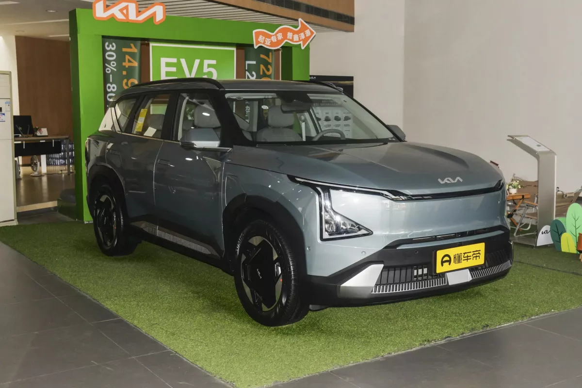 KIA EV5—32
