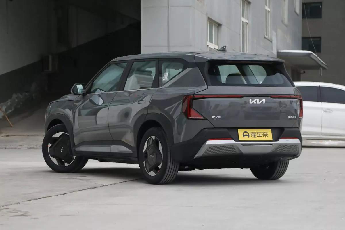 KIA EV5—7