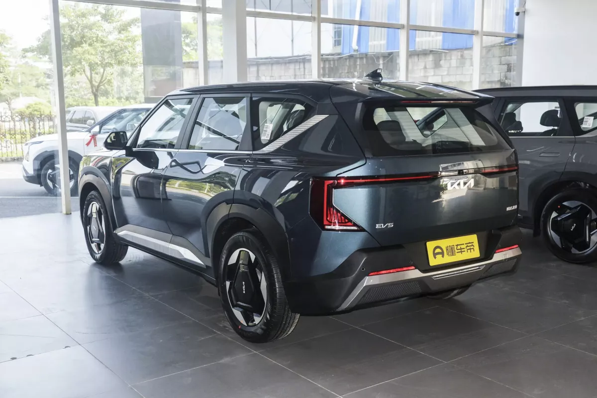 KIA EV5—25