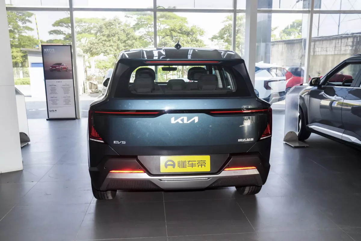 KIA EV5—26