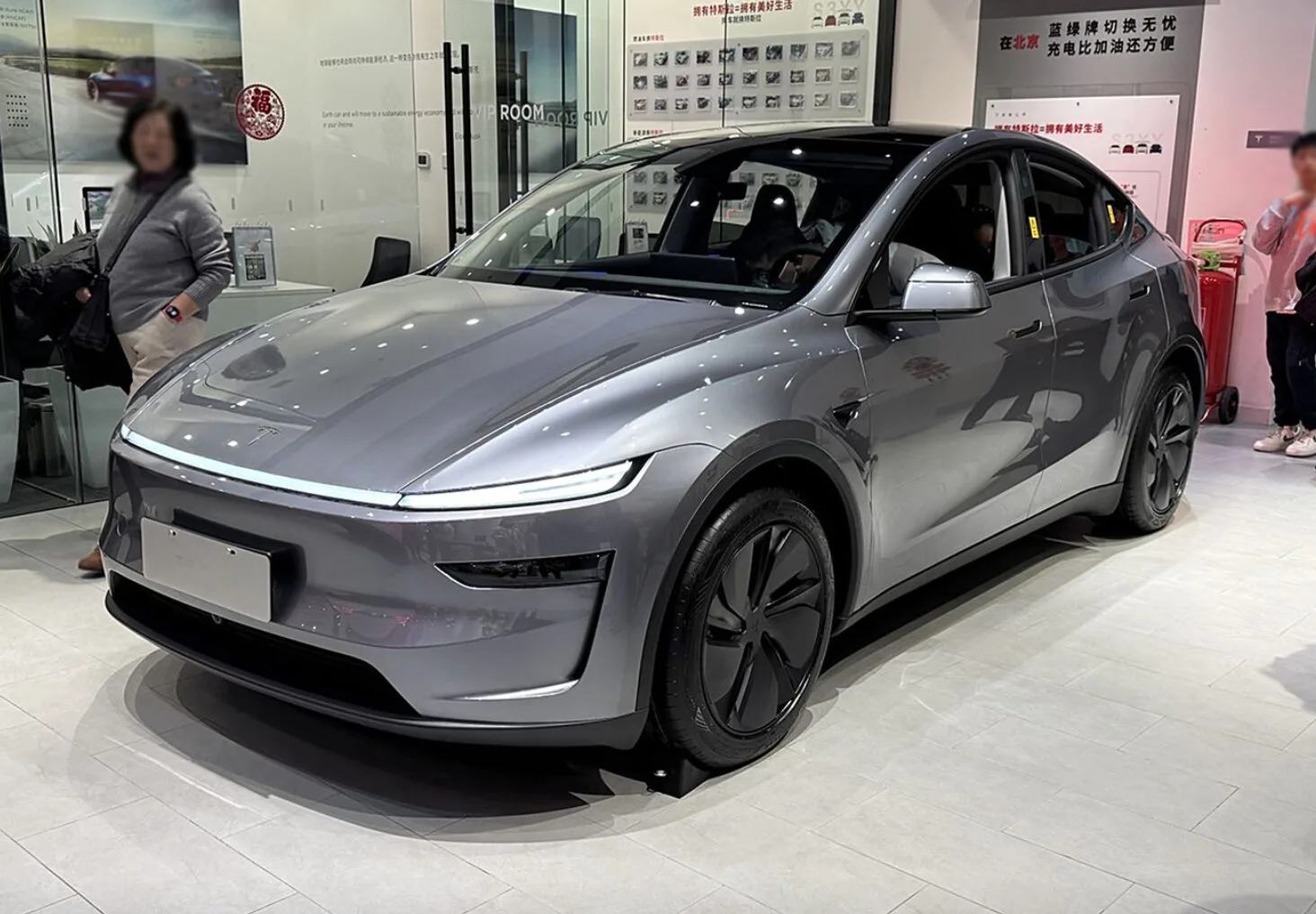 TESLA MODEL Y—18