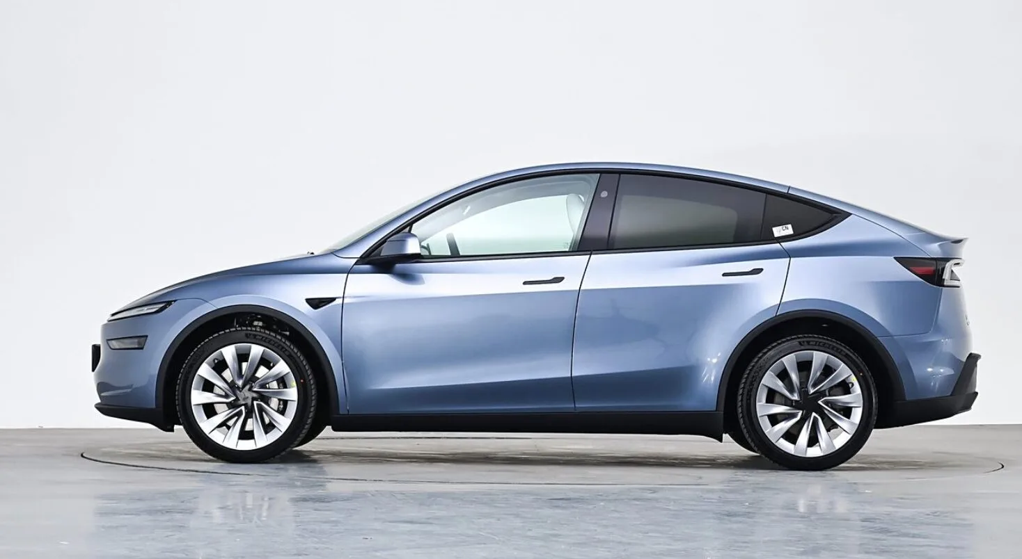 TESLA MODEL Y—4